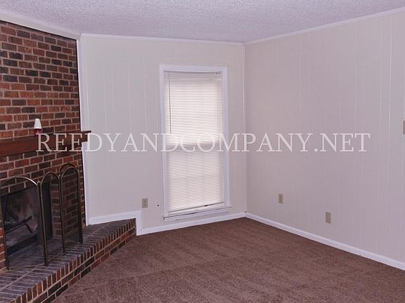 3rd image of 4063 Lacewood Dr
