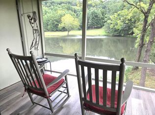 62 Mint Lake Ct #C, Franklin, NC 28734
