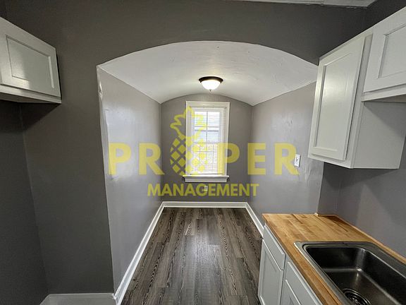4th image of 148 Victor Ave