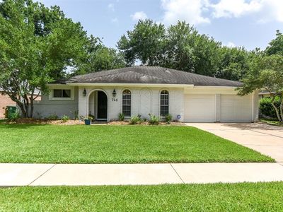 746 Voyager Dr, Houston, TX, 77062
