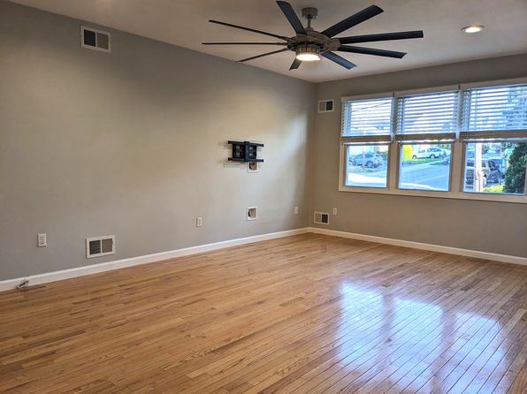 61 Dewey St #1
