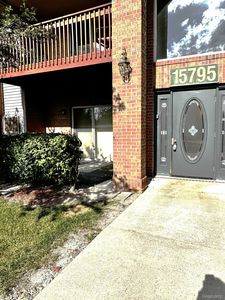 15795 Lakeside Dr APT 1, Southgate, MI, 48195