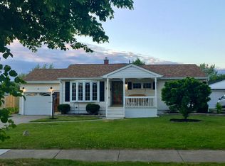 14 Rosemont Dr, Amherst, NY 14226