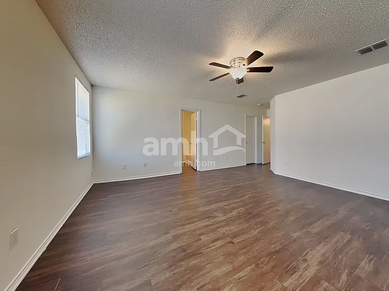1637 Baxter Springs Dr — Photo 8