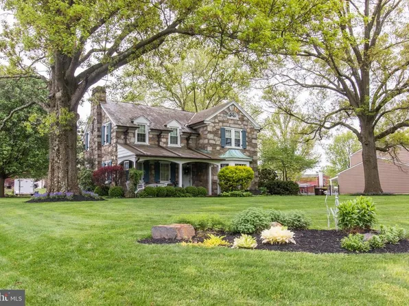 1901 Valley Forge Rd, Lansdale, PA 19446