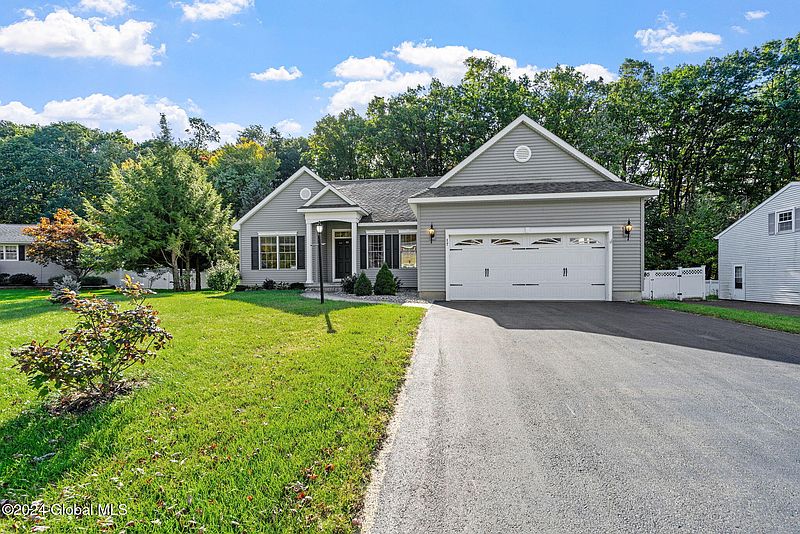 2nd image of 17 Chesebro Drive