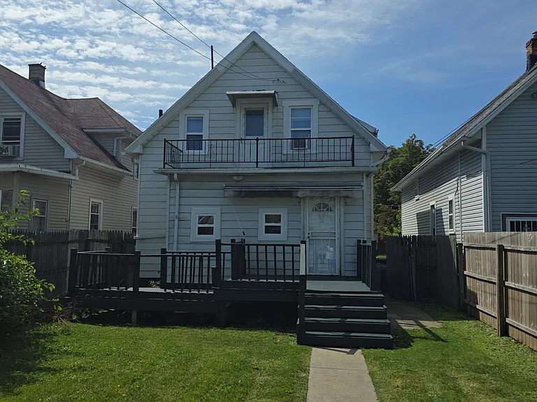441 E Hudson St — Photo 11