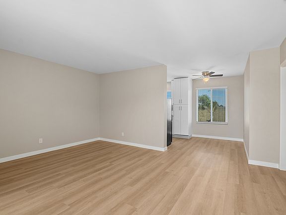 2nd image of 1234 E 18th St #1306-6