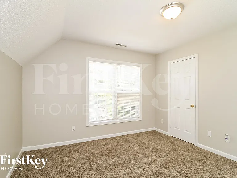 4810 Manteo Ln — Photo 11