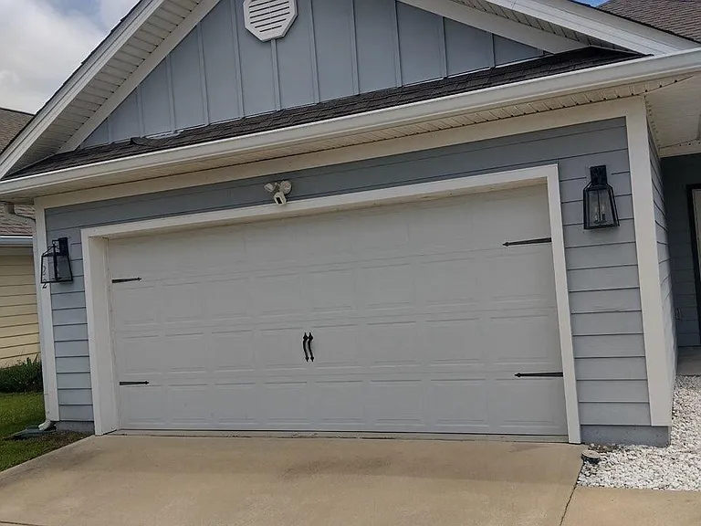 122 N Shoreview Dr — Photo 3