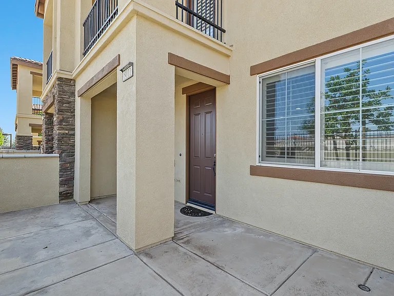 8011 City View Pl — Photo 6