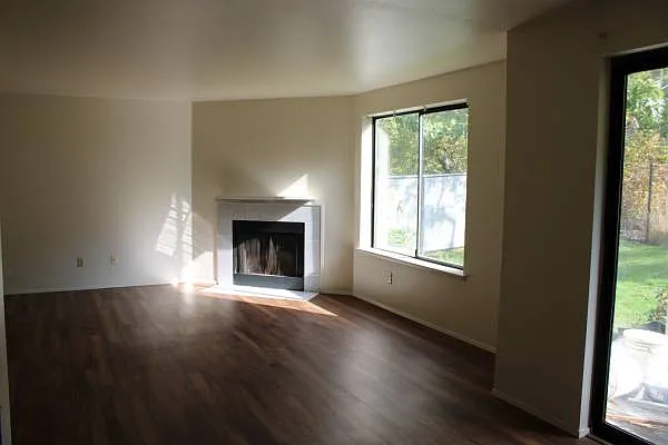 20816 32nd Ln S #D — Photo 16
