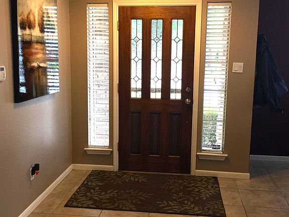 Entry way