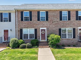 1016 Middle View Dr, Forest, VA 24551
