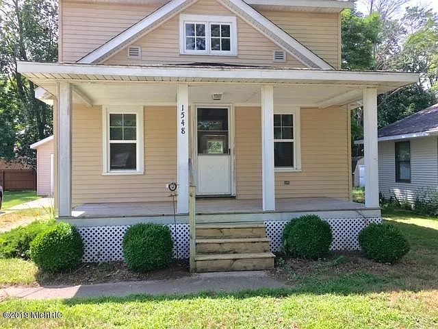 1548 Elmer St photo 1