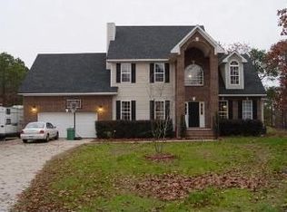 808 La Quinta Ln, Hope Mills, NC 28348