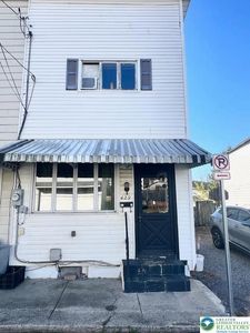 429 Glenwood Ave, Tamaqua, PA, 18252