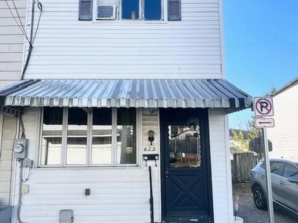 429 Glenwood Ave, Tamaqua, PA 18252