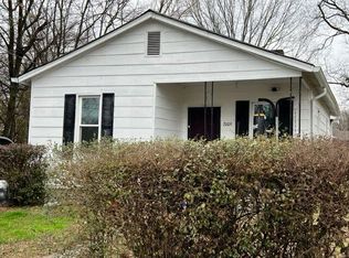 2009 Robbins St, Chattanooga, TN 37404