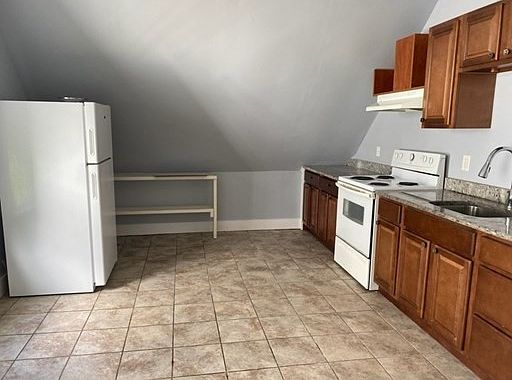 2nd image of 153-155 Allen Ave #3