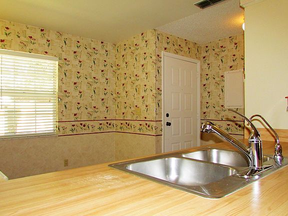 4th image of 1395 Oakhill Dr #103