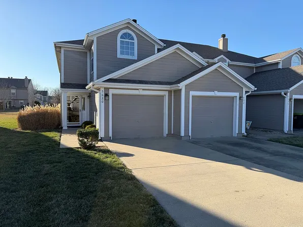 5620 NW Moonlight Meadow Ct, Lees Summit, MO 64064