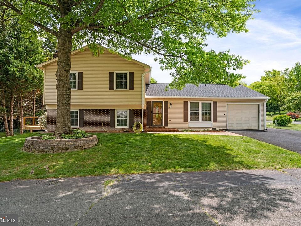 7797 Newington Woods Dr, Springfield, VA 22153 Zillow