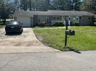 100 Princess Dr, Ashland, KY 41101