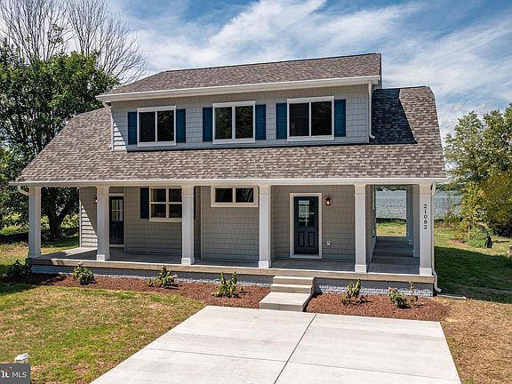 2nd image of 21082 Parker Ln