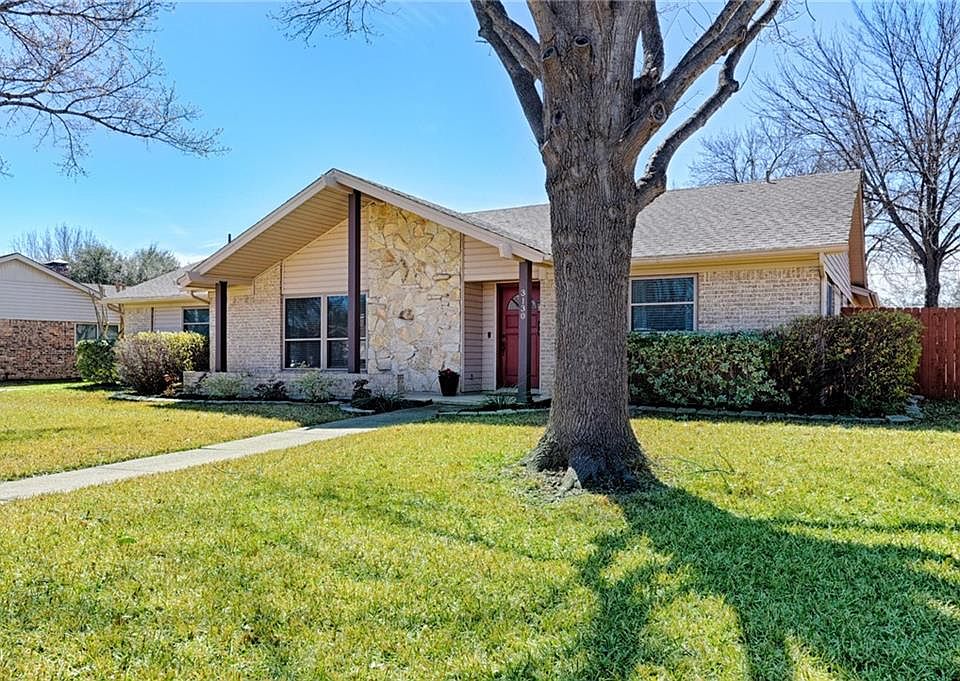1st image of 3130 La Kenta Cir