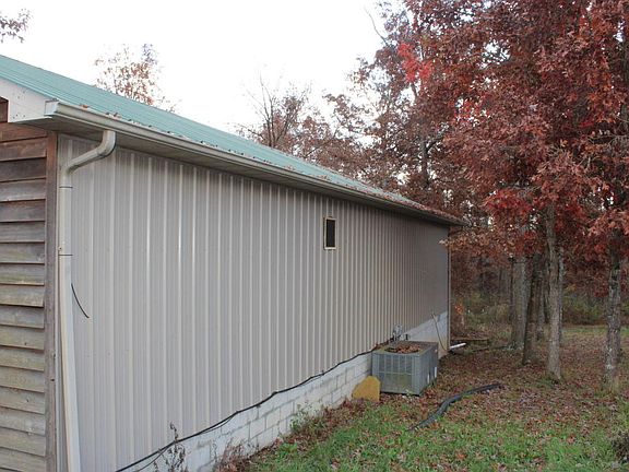 2nd image of 570 Deer Lodge Hwy