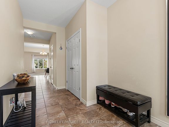 4th image of 75 Sparrow Ave