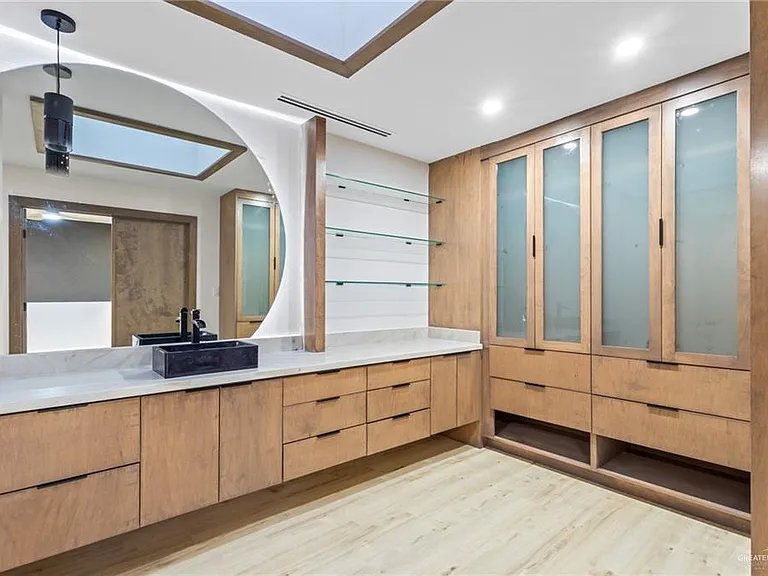 1408 S 7th Ave — Photo 19