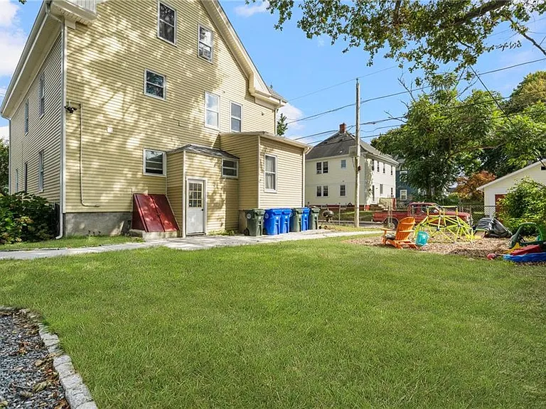 183 Wood St #3 — Photo 28