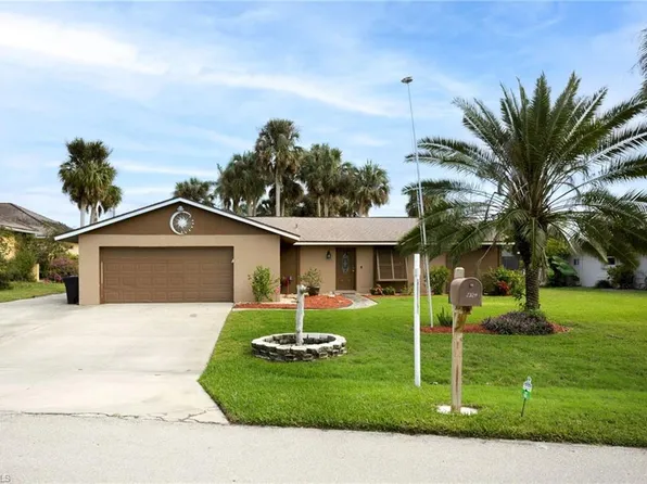 2324 Westwood RD, NORTH FORT MYERS, FL 33917