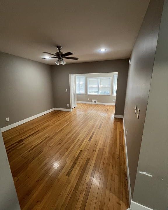 1st image of 718 Locust St #4