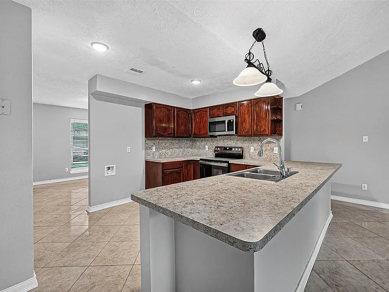 19610 San Gabriel Dr — Photo 12