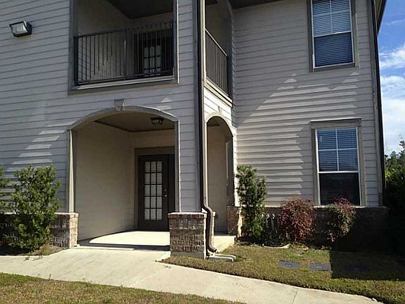 3rd image of 350 Emerald Forest Blvd APT 28105
