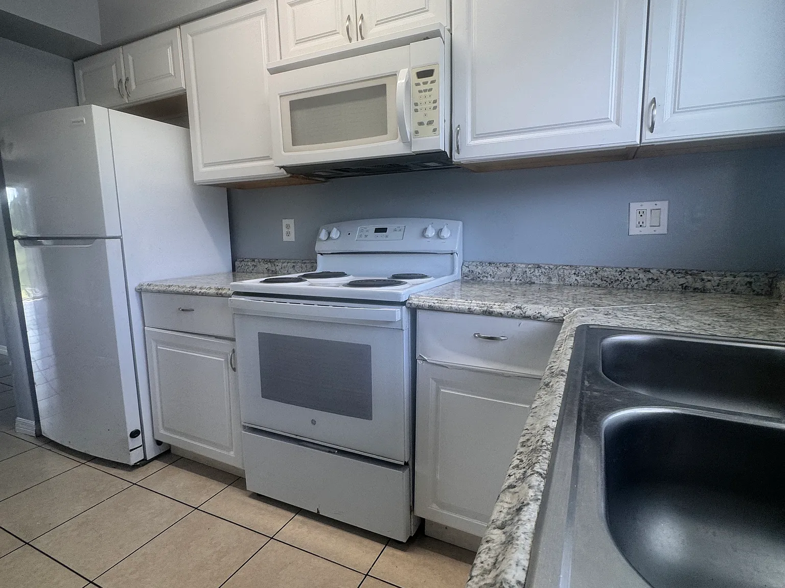 2 bed, 2.5 bath, 1088 sqft, $1,450 — Photo 3