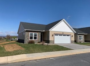 101 Blackbird Ln, Shippensburg, PA 17257