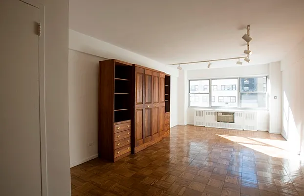 Rented by Bellmarc Realty | media 17