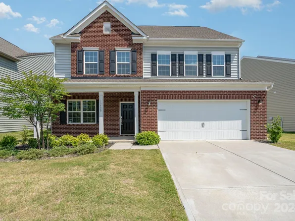 13520 Napoleon Dr, Charlotte, NC 28273