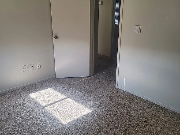1432 Evening Song Ave — Photo 27