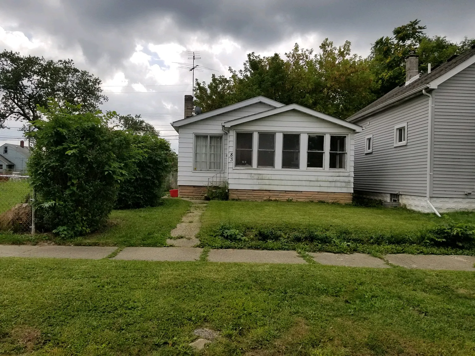 83 W George Ave photo 1