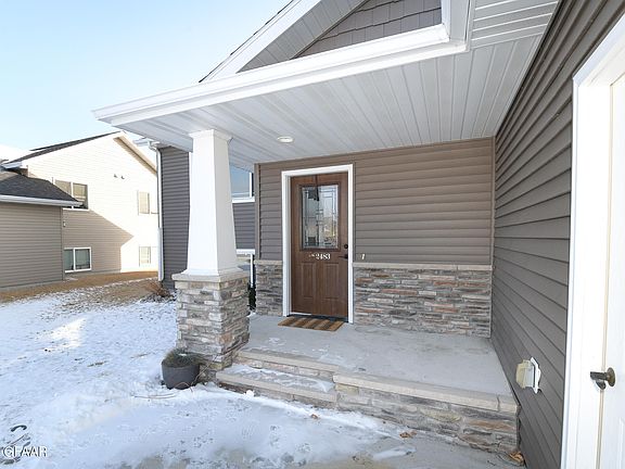 2nd image of 2483 Star Ave S
