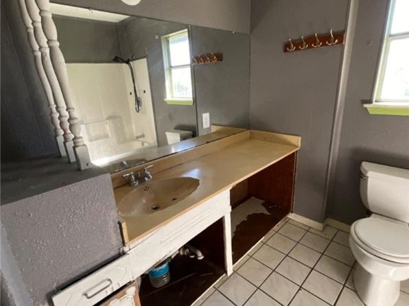 corpus-christi-texas-446917996 picture