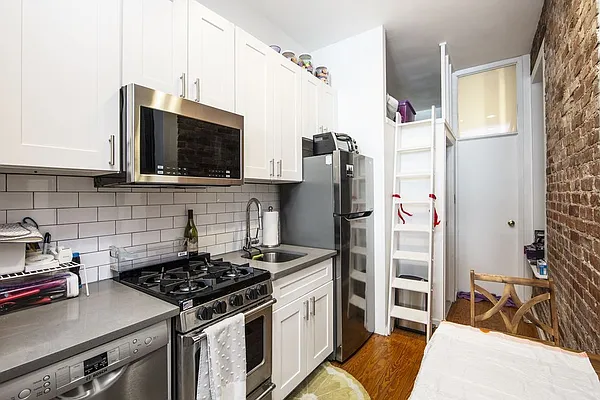 Rented by Zumper Inc | media 9