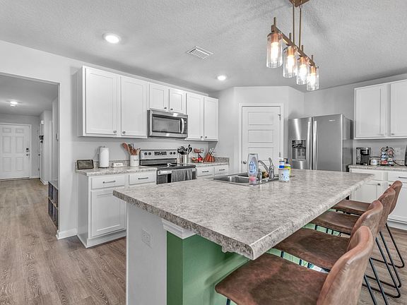 2nd image of 1046 Lovebird Ct