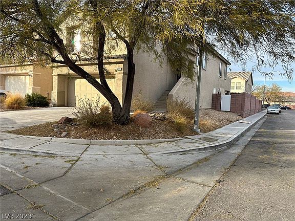 3rd image of 6774 Antique Oak Ct