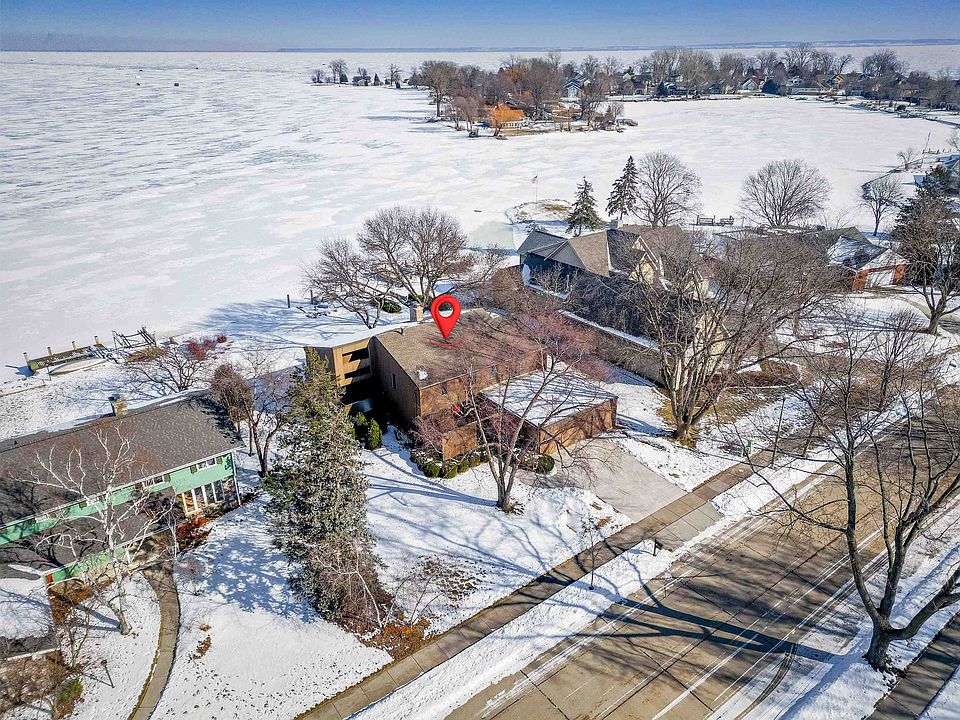 1st image of 2136 White Swan Dr